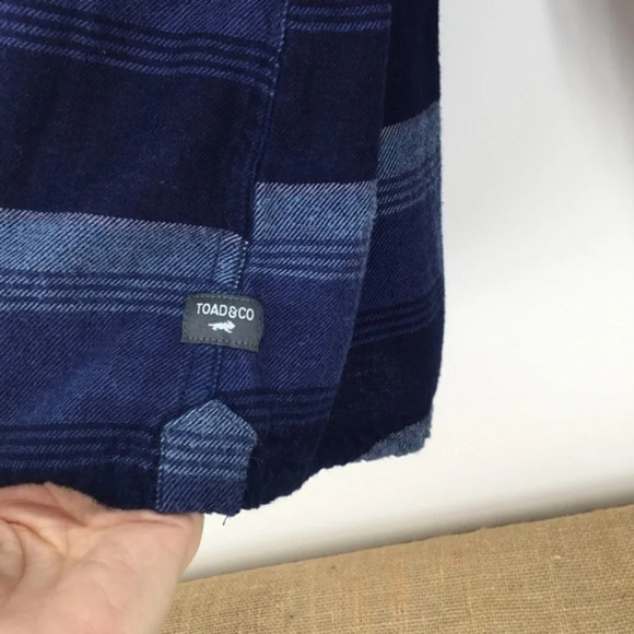 Toad & Co Men’s Indigo Flannel L/S Shirt NWT - Picture 7 of 11